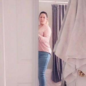 Meet your Posher, Corina